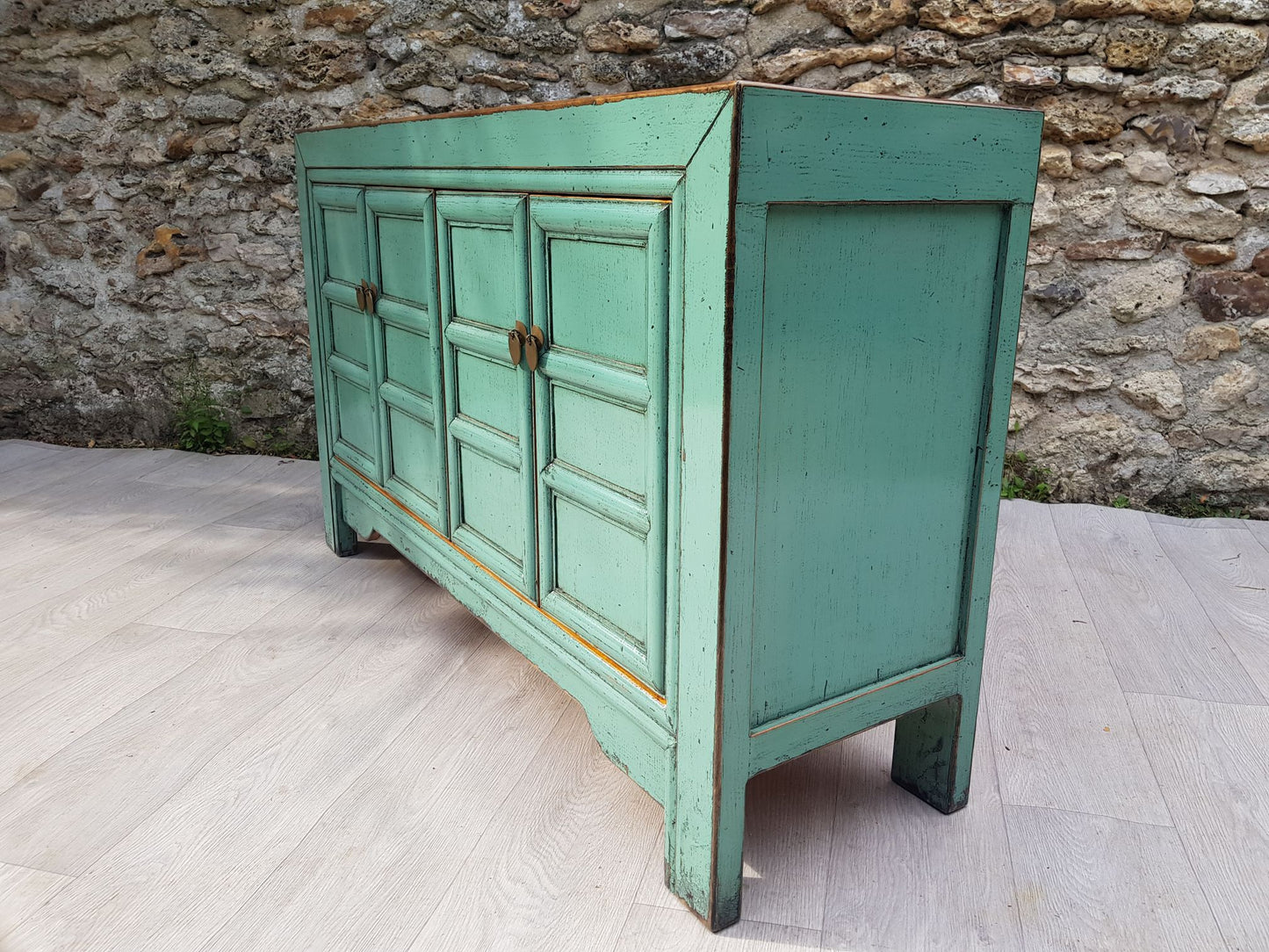 moyen meuble buffet portes à croisillons laqué blanc-bleu pâle gauche