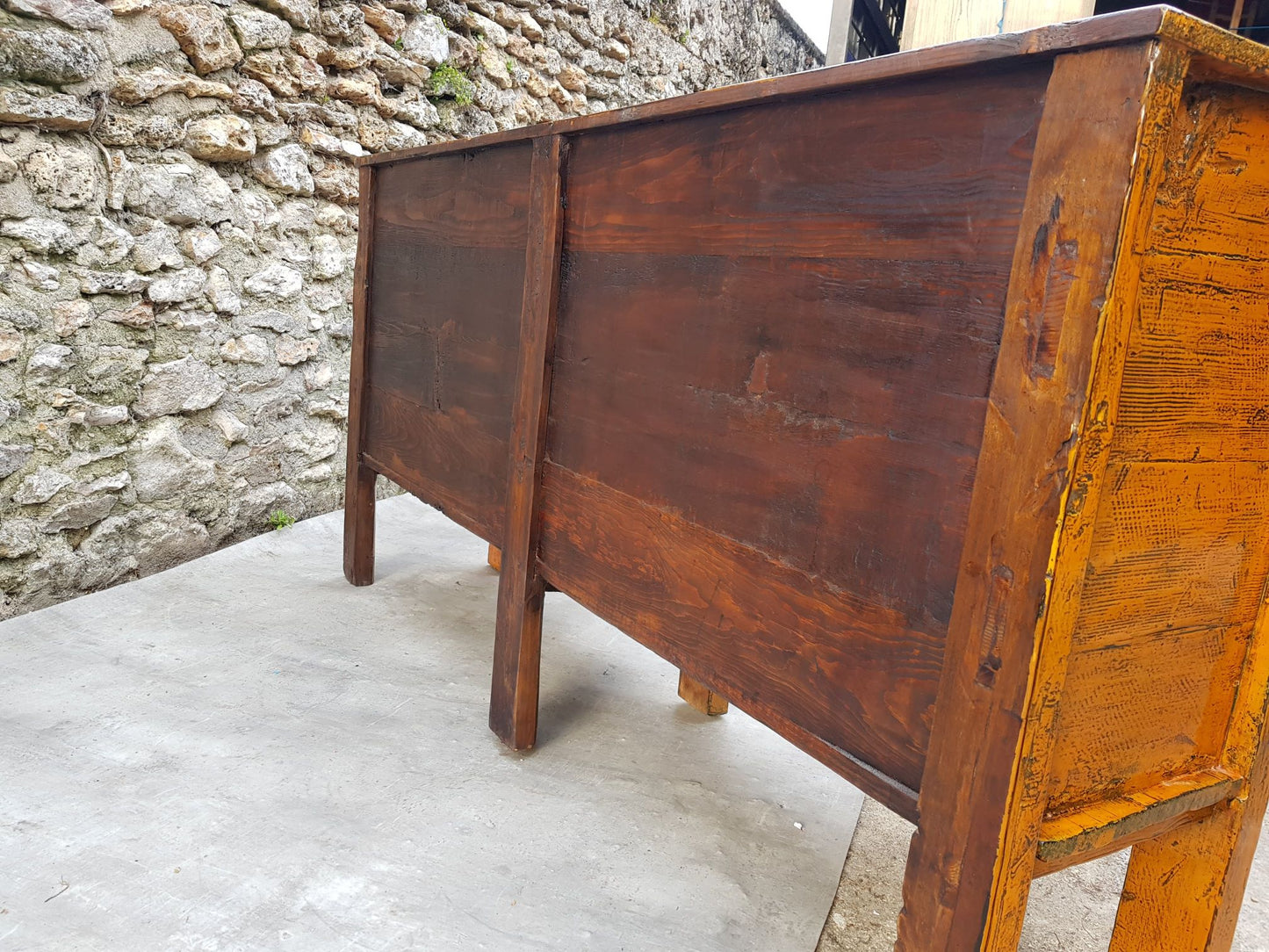 grand meuble buffet commode enfilade 4 portes laqué couleur jaune orange 6
