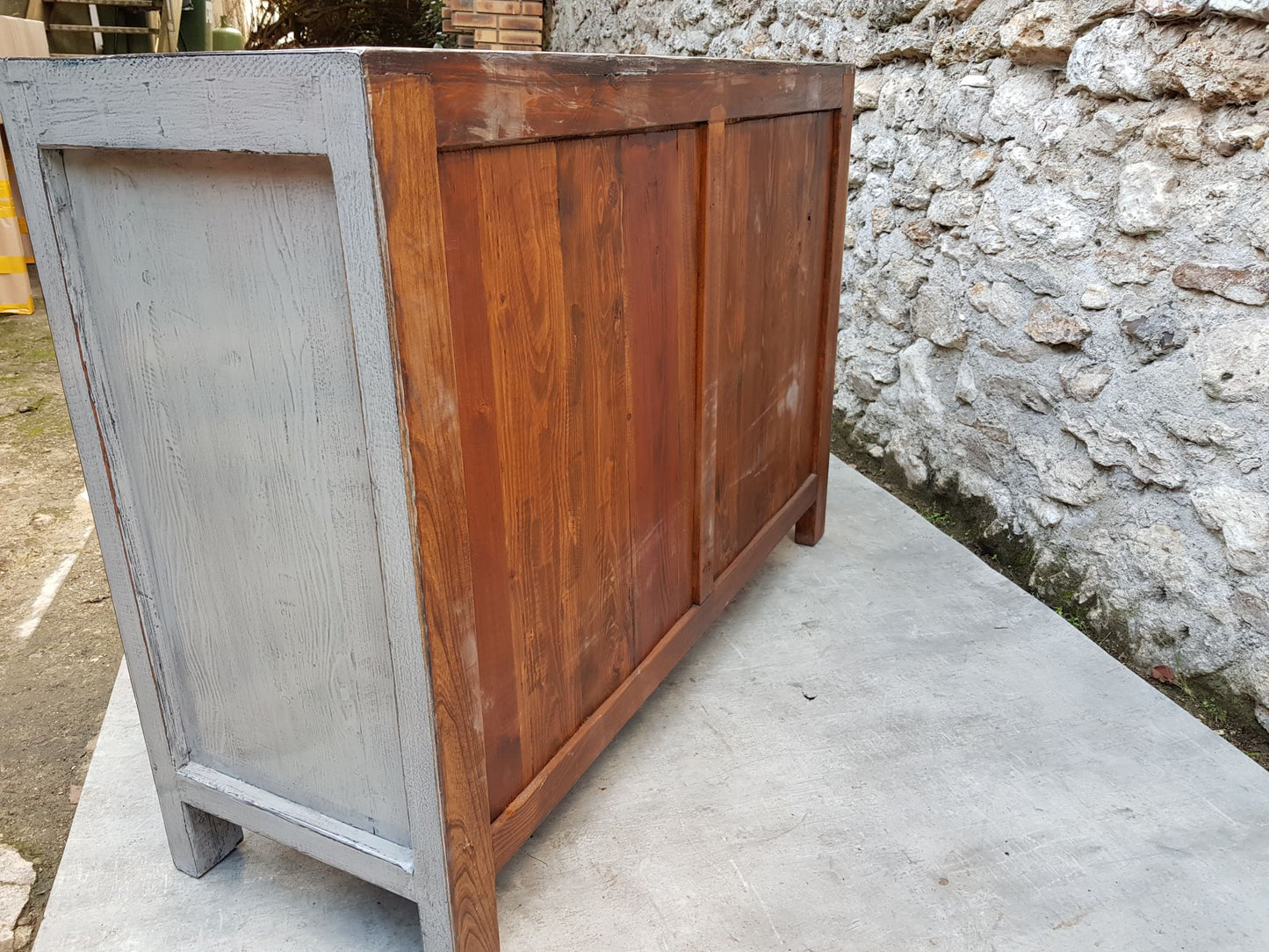 meuble buffet moyen bahut commode 3 tiroirs 2 portes couleur gris blanc cassé 6