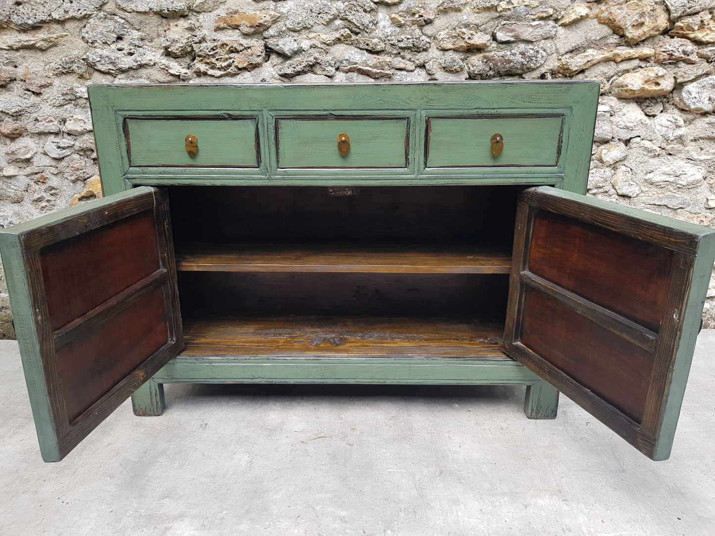 Moyen buffet 3 tiroirs 2 portes couleur vert amande 6