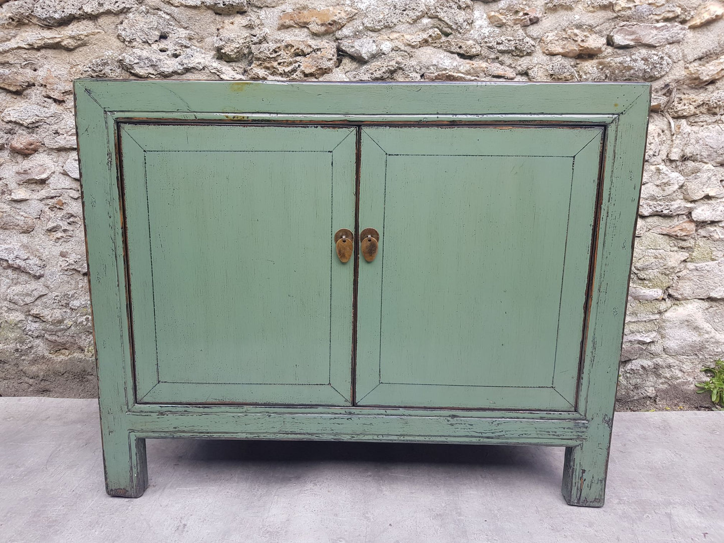 Moyen buffet 2 portes couleur vert amande 1