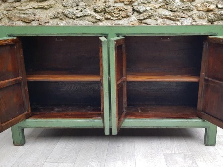 grand buffet 4 portes vert d'eau portes ouvertes