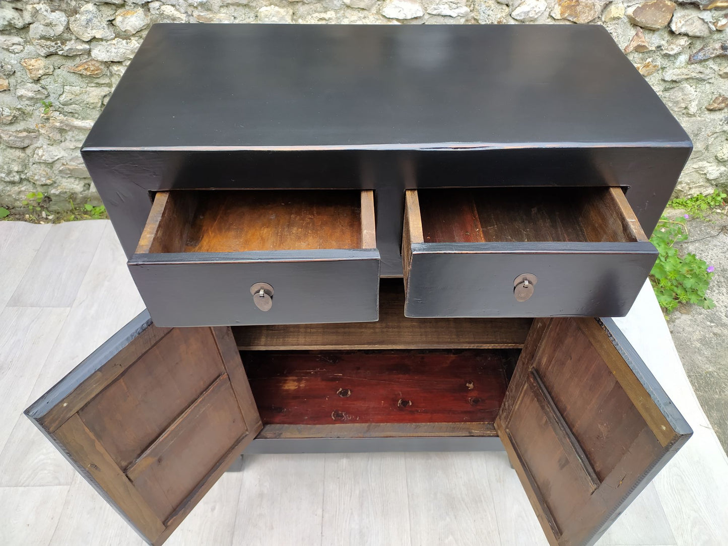 petit buffet 2 tiroirs 2 portes noir portes et tiroirs ouverts