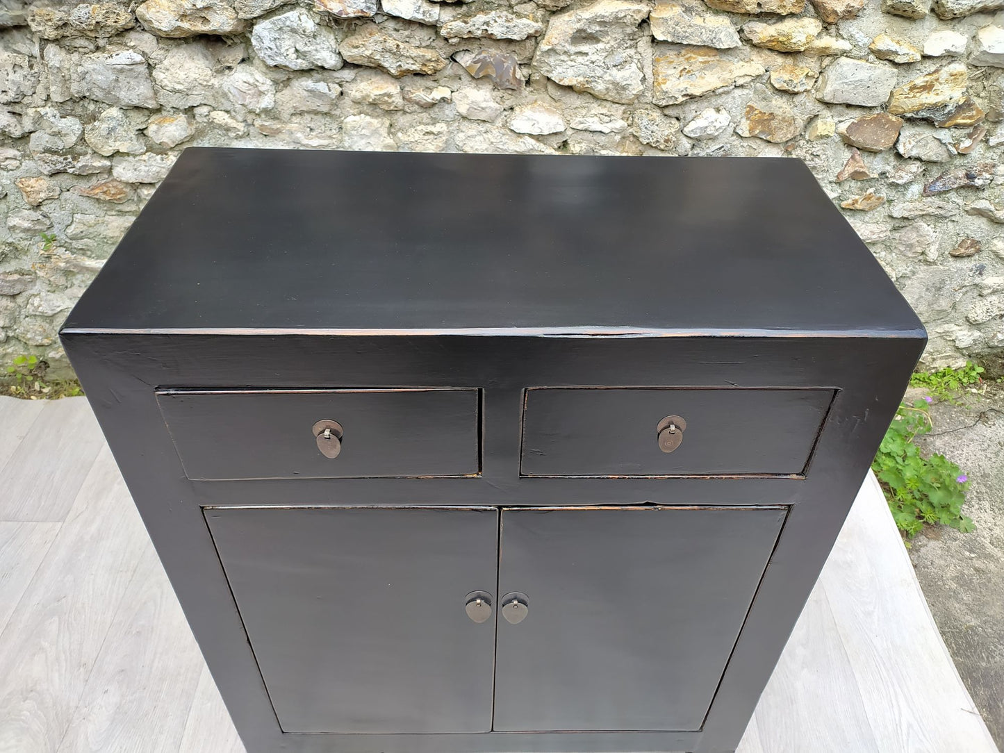petit buffet 2 tiroirs 2 portes noir dessus