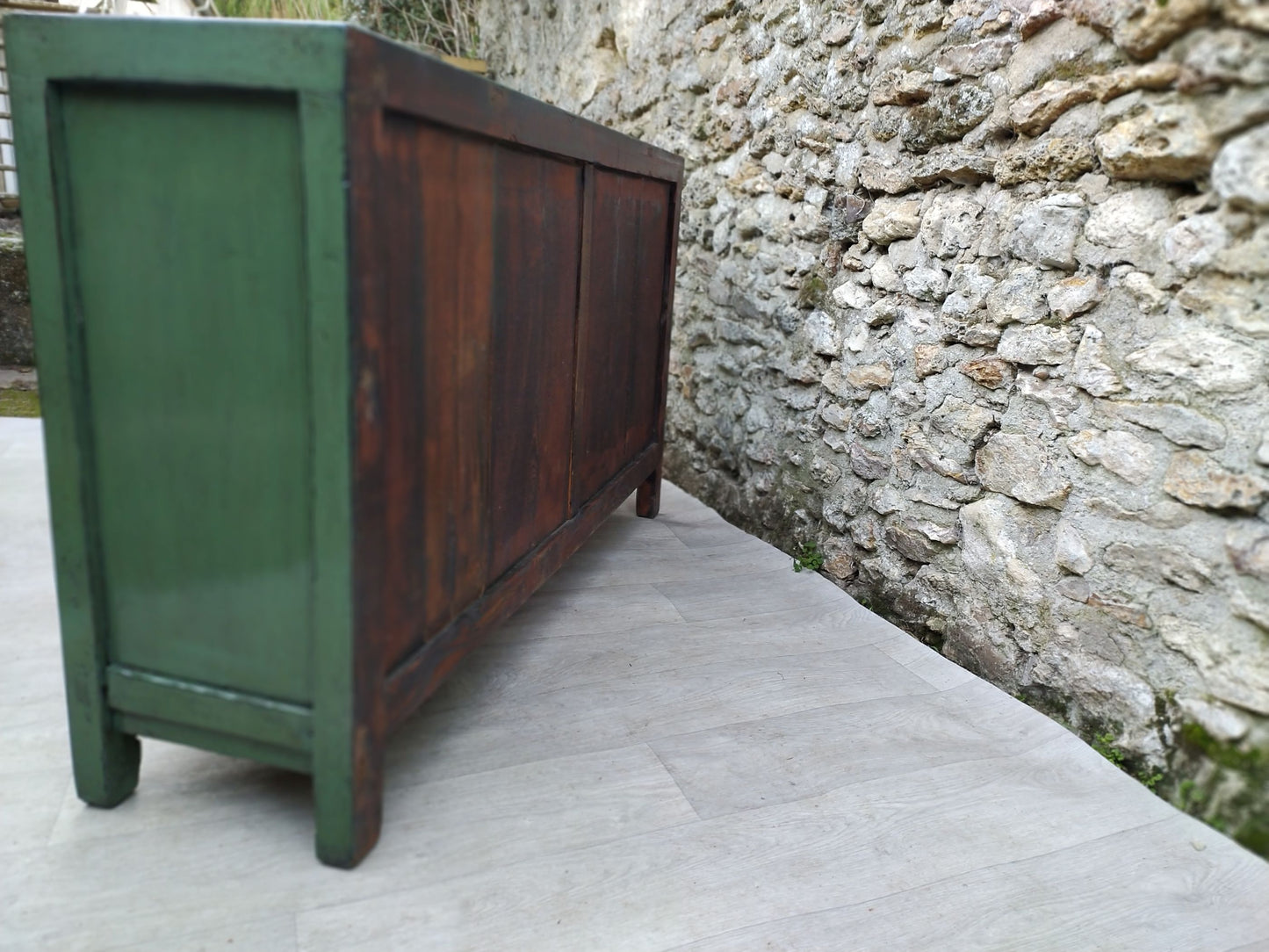 Grand buffet vert d'eau laqué 3 tiroirs 4 portes arrière