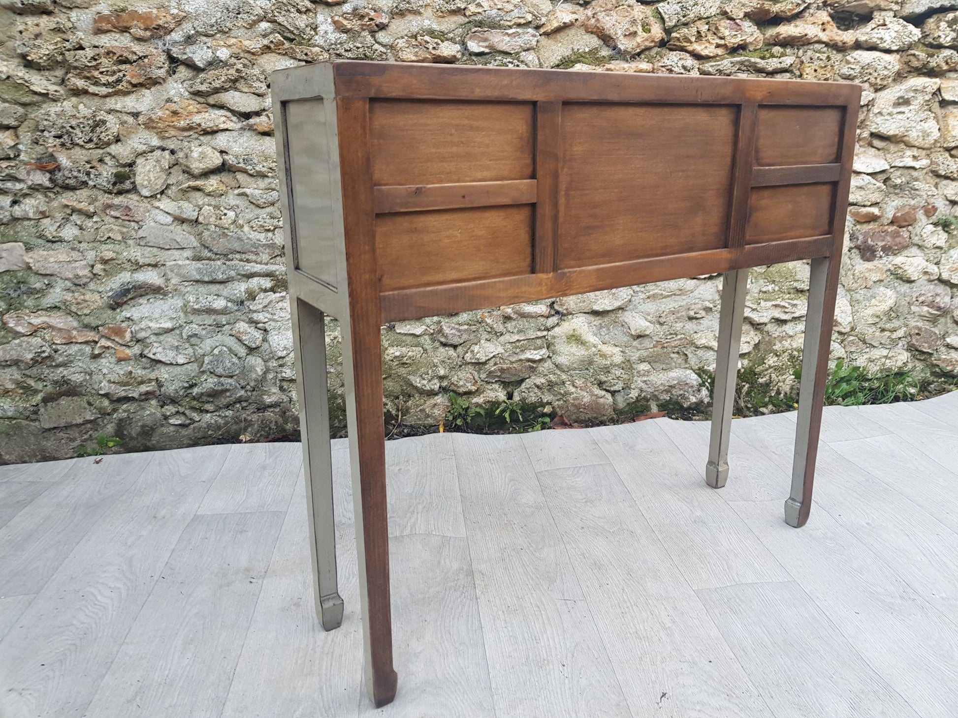 Console grise laquée 2 portes et 4 tiroirs arrière