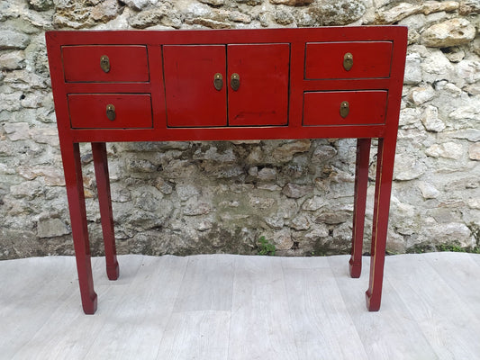 Console rouge cerise laquée face