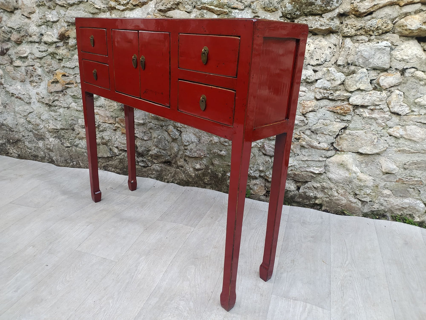 Console rouge cerise laquée droite