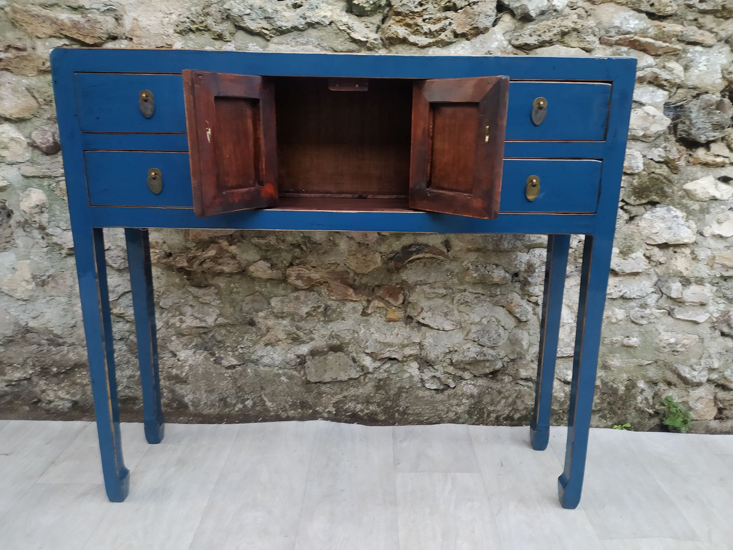 Console bleu pétrole laquée 2 portes ouvertes