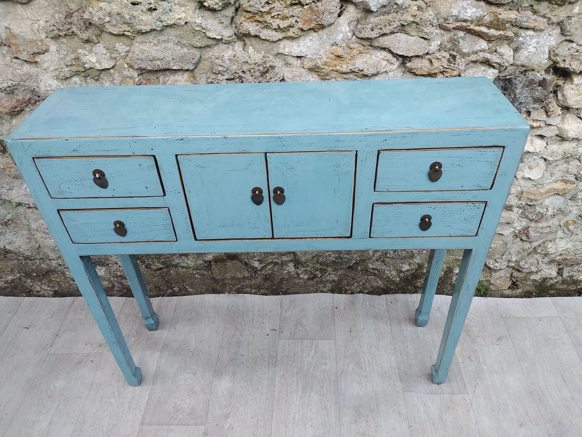 Console bleu pastel laquée dessus