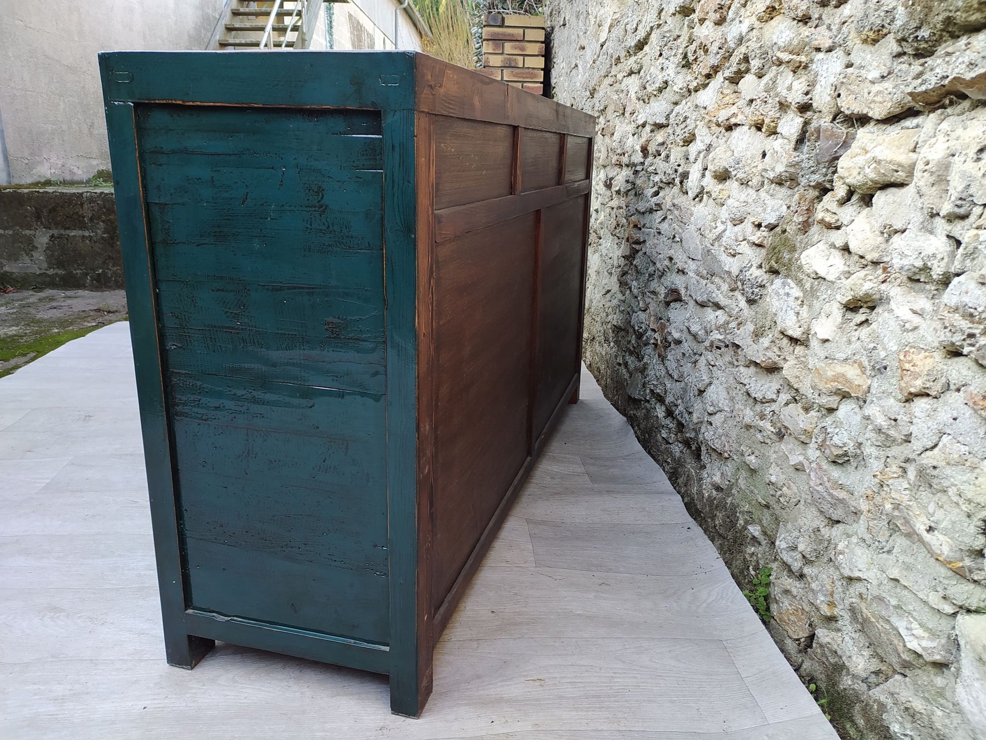 Grand buffet bleu vert laqué 3 tiroirs et 4 portes arrière