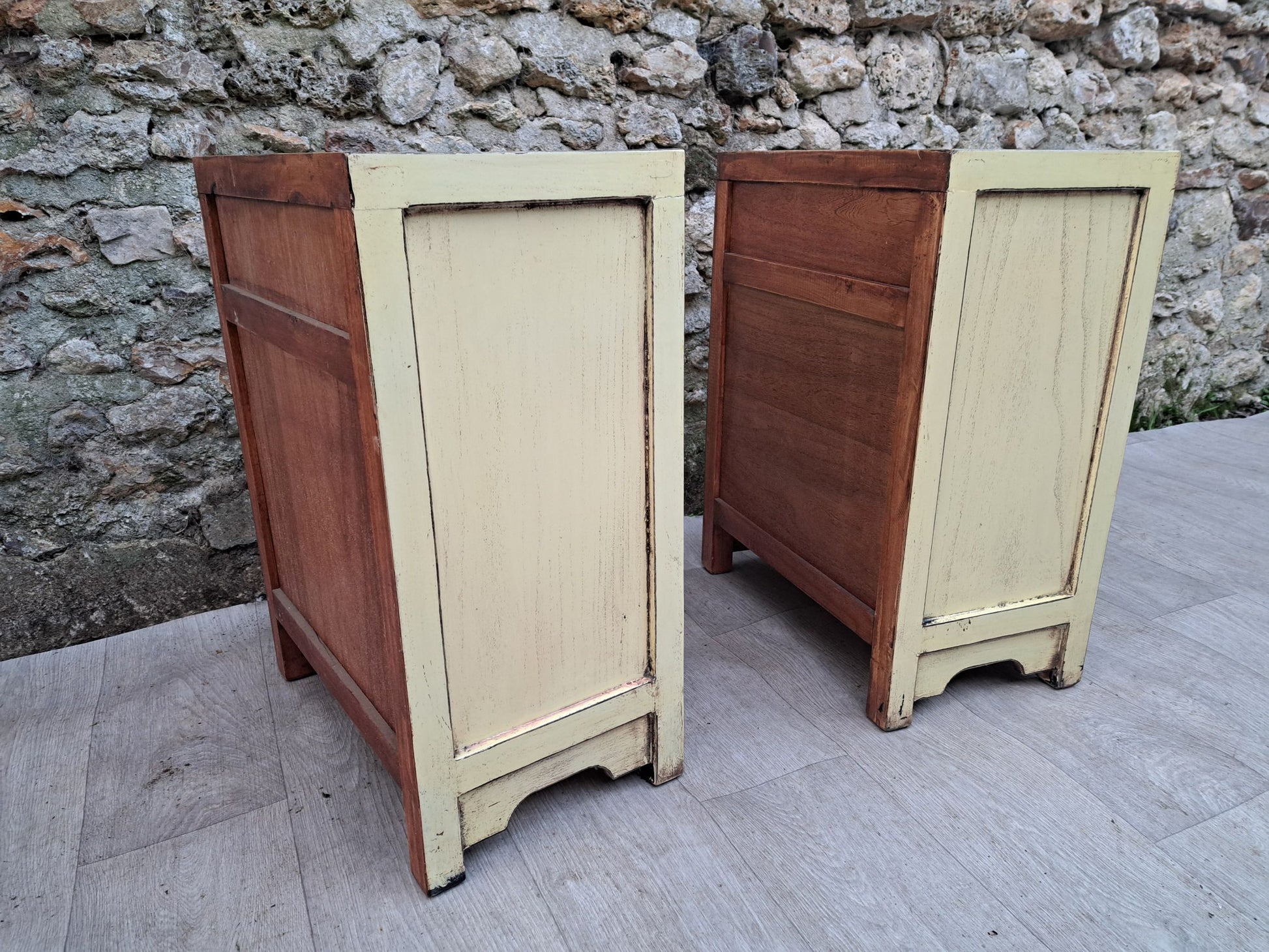 Petit meuble d'appoint blanc crème laqué arrière