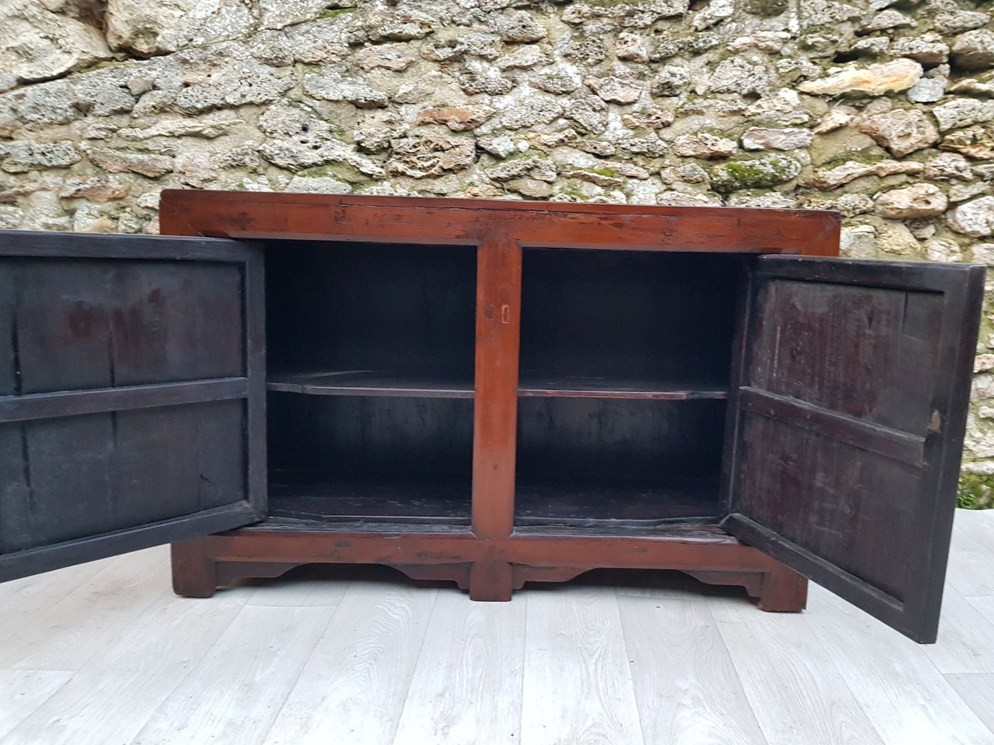 meuble buffet bahut moyen 2 portes bois massif orme foncé 3