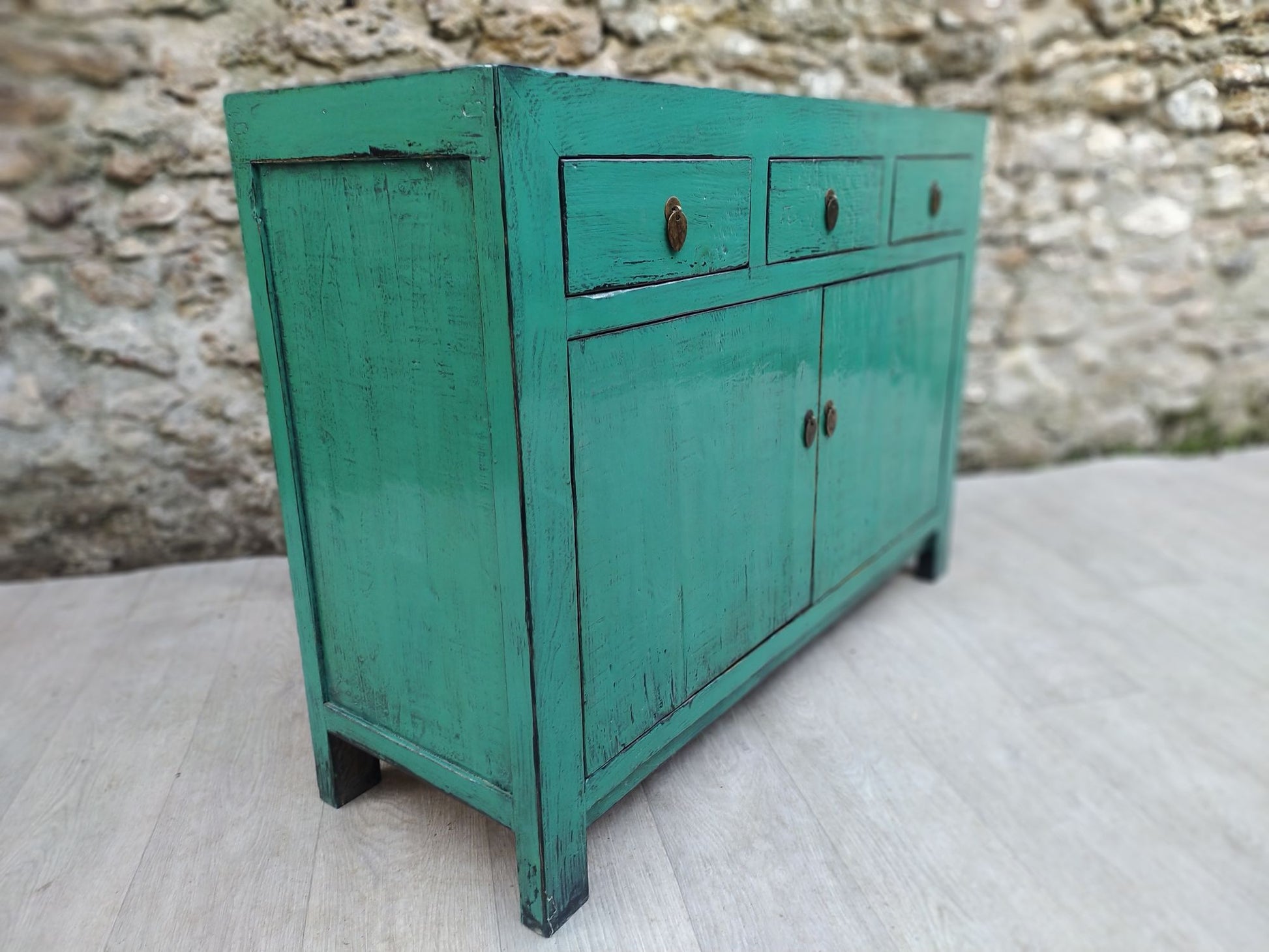 Moyen buffet bois ancien bleu vert turquoise 3 tiroirs et 2 portes cote gauche