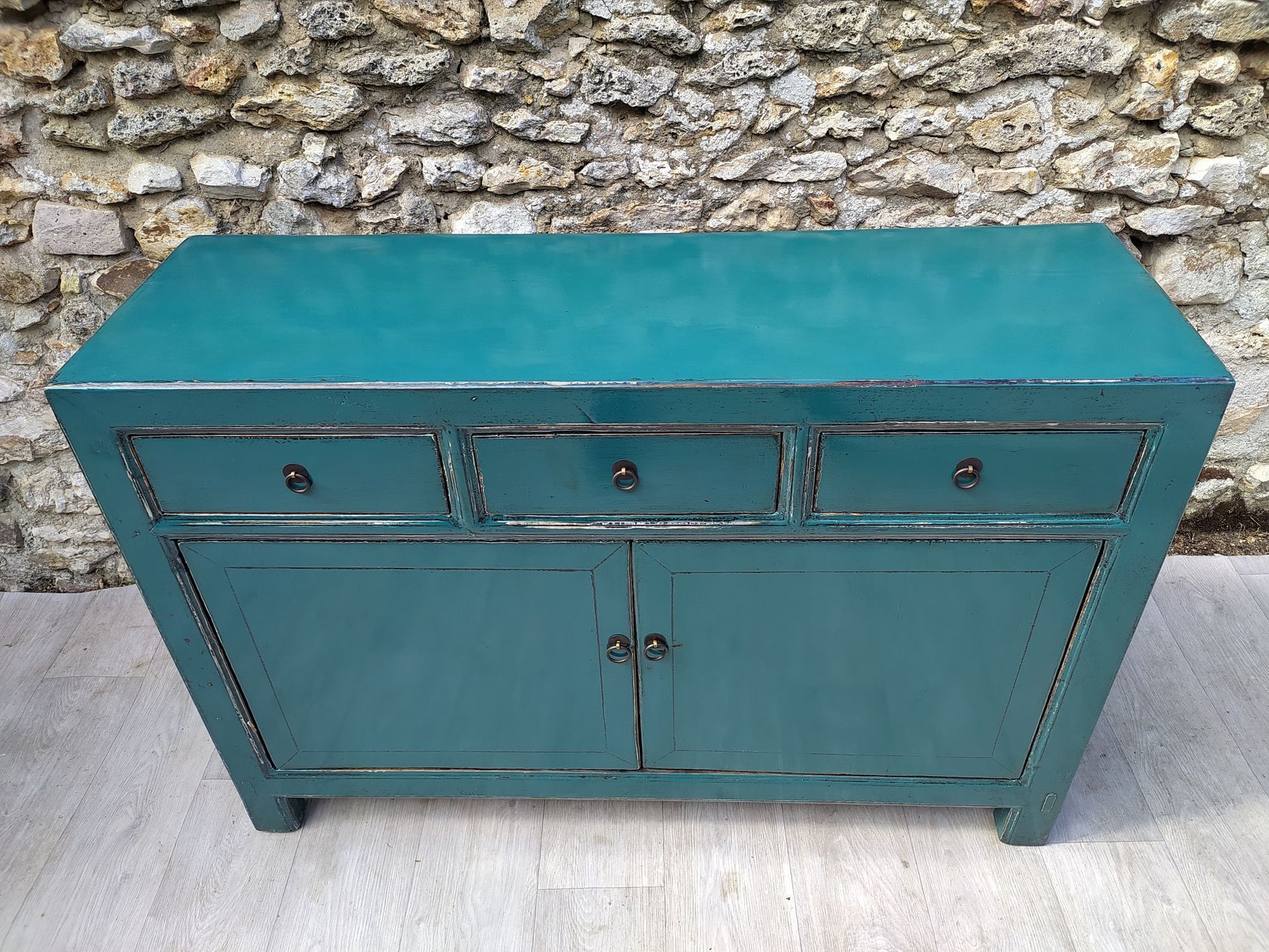 meuble orme massif bleu turquoise laqué vue de dessus