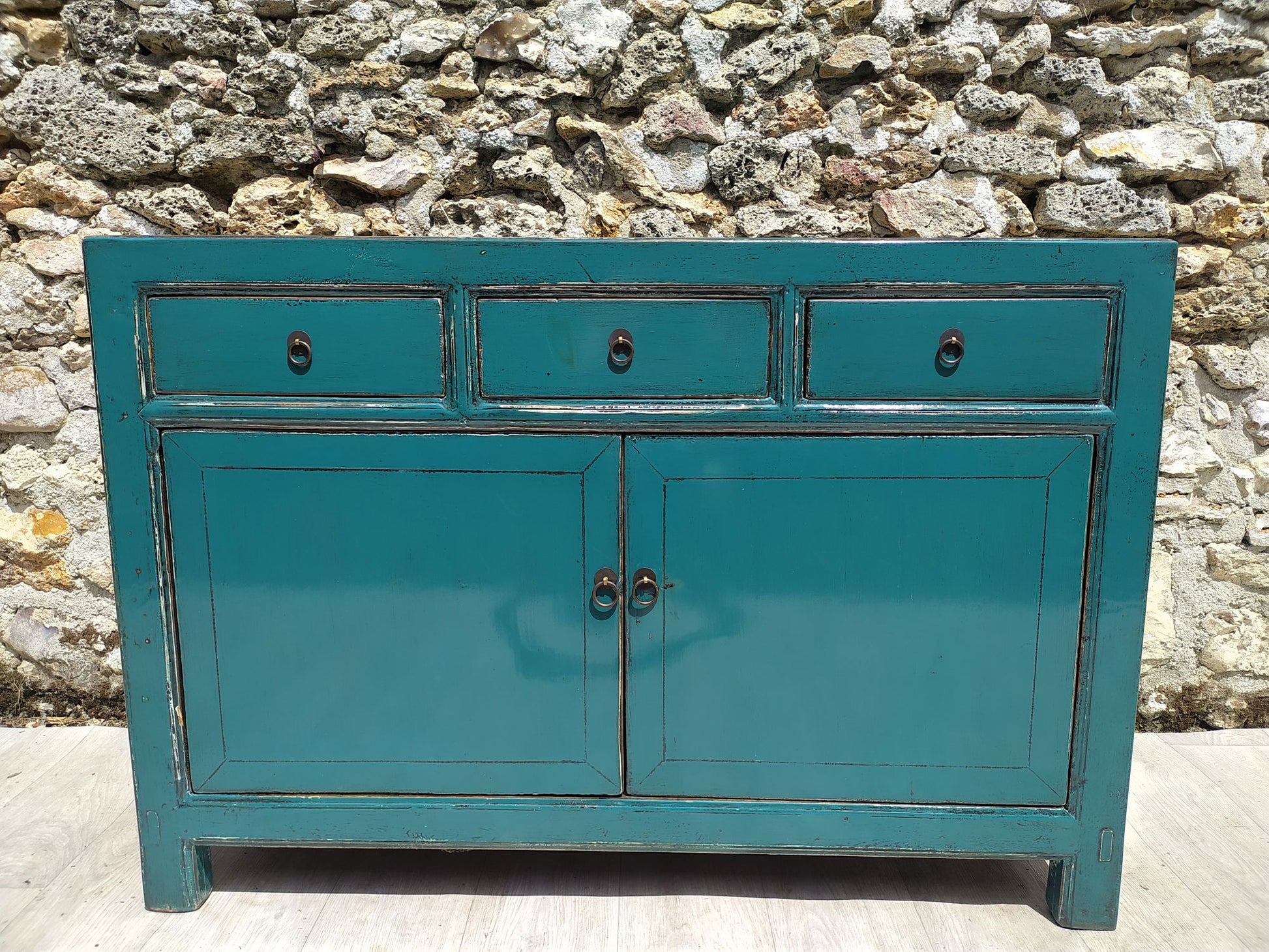 meuble orme massif bleu turquoise laqué vue de face