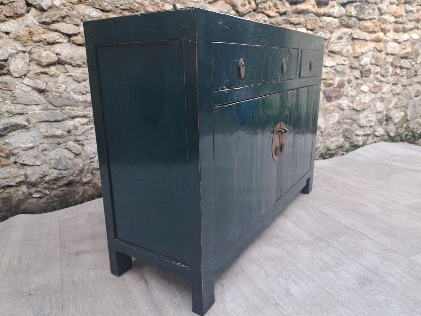 moyen buffet bois ancien laqué patine bleu canard 3 tiroirs et 2 portes vue de gauche